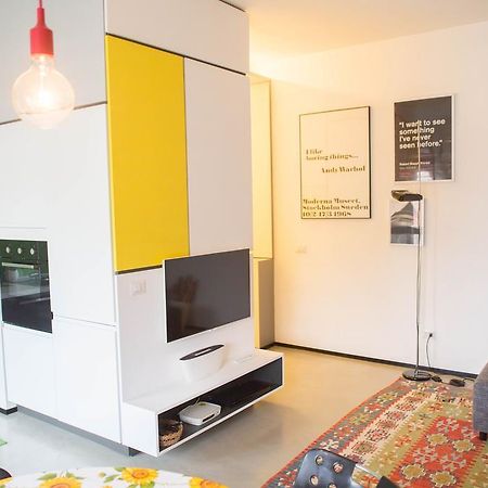 Lorenteggio Business Apartment Milano Eksteriør bilde