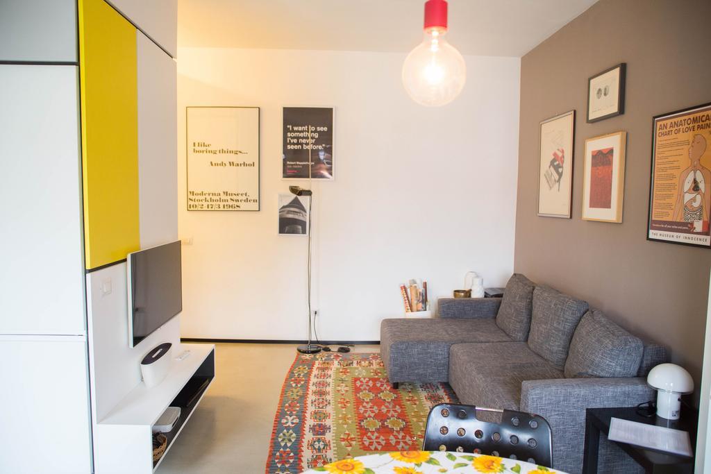 Lorenteggio Business Apartment Milano Eksteriør bilde